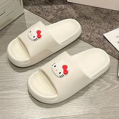 Hello Kitty Soft Nonslip Slides Kawaii Platform Shoes, Sanrio Summer, Summer Slippers Sandals, Sanrio Collection, Bride Slippers, Shower Slippers, Platform Flip Flops, Rubber Sandals, Wedge Flip Flops