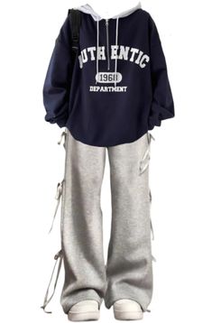 OOTD: Zipper Oversized Hoodie + Street Side Bow Tie Sweatpants Oversized Aesthetic Outfits, How To Style Hoodies, Baggy Hoodies, Hoodie And Sweatpants Outfit, Oversized Hoodie Outfit, Baggy Outfit Ideas, Oversize Outfit, Simple Outfits For School, Preppy Clothing