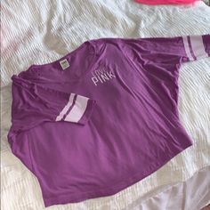 Pink Shirt In A Size M-L. It’s Missing The Tag, But It Is Brand New ; Never Worn. Trendy Pink Top With 3/4 Sleeves, Trendy Pink Tops With 3/4 Sleeve, Pink Cotton Top With 3/4 Sleeves, Pink Relaxed Fit Top With 3/4 Sleeves, Casual 3/4 Sleeve Loungewear Tops, Trendy 3/4 Sleeve Cotton T-shirt, Trendy Cotton T-shirt With 3/4 Sleeves, Casual Cotton Tops With 3/4 Sleeves, Casual Cotton Top With 3/4 Sleeves