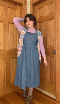 90s School Teacher Fashion, Granny Outfits Aesthetic, Vintage Denim Dress Outfit, Tshirt Under Dress Outfit 90s, Waldorf Teacher Clothing, 2000s Teacher Outfits, Modest Outfits Colorful, 80s Grandma Fashion, Grandma Clothes Outfits