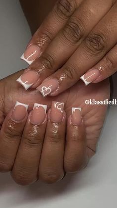 Shortie French Tip, Graduation Nails Medium, Colorful French Tip Nails Square, Short Red French Tip, Summer Nails Black Women, Cute Short Nail Sets, Bts Nails, Design Objet, Kids Nails