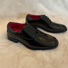 Brand New Without Tags - Bruno Marc Men's Shiny Black Faux Patent Leather Oxford Dress Shoes. Perfect For Any Formal Occasion. The Lace-Up Closure Provides A Comfortable And Secure Fit, While The Solid Pattern And Shiny Theme Give A Classic And Elegant Touch To Any Outfit. These Dress Shoes Are Perfect For Those Who Want To Look Their Best Without Sacrificing Comfort. The Red Interior Adds A Touch Of Class. Dress Up Your Casual Jeans Or Wear With Formal Attire. Elegant Formal Winter Dress Shoes, Fitted Patent Leather Slip-on Dress Shoes, Fitted Slip-on Patent Leather Dress Shoes, Fitted Plain Toe Dress Shoes For Party, Fitted Synthetic Dress Shoes For Party, Black Dress Shoes For Fall Party, Black Fall Party Dress Shoes, Formal Closed Toe Synthetic Dress Shoes, Black Plain Toe Dress Shoes For Party