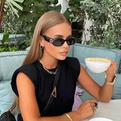 Black Gucci Sunglasses With Gold Hardware - New Without Tags - No Marks Or Scuffs. Comes With Original Gucci Velvet Case (Slightly Bent As Shown In Last Slide) Rich Attitude, Satin Pouch, Gucci Glasses, Authentic Models, Sunglasses Women Oversized, Grey Sunglasses, Sunglasses Logo, Coffee Girl, Gucci Models