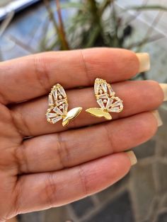 Sterling Silver butterfly stud earrings , 14k gold vermeil- an exquisite blend of elegance and craftsmanship. ✨ Perfect for gifting your loved ones or treating yourself.   ✨ Material: 925 Sterling Silver with a touch of luxury - 14k gold plated. ✨ Ready to ship within 1-2 business days. 🎁 Each piece comes in a meticulously designed packaging, adding a touch of delight to your unboxing experience. If it's a gift, simply leave a note during checkout, and we'll ensure no invoice is included in the packet. 🌟 For any inquiries or assistance, feel free to reach out. We're here to make your jewelry experience seamless and extraordinary. Butterfly Stud Earrings, Unboxing Experience, Butterfly Earrings Stud, Silver Butterfly, Earrings Stud, Butterfly Earrings, Earrings Sterling Silver, Jewelry Earrings Studs, Gold Vermeil