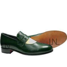 Handmade leather shoes in Pakistan, available in various sizes, are perfect for formal occasions, featuring two-tone oxfords, tassel loafers shoes #handmadeleathershoes #formalshoes #mensfashion #shopsmall #CapToe #RoundToe #Dress #Pakistan Formal Dress Shoes, Shoes Oxford, Handmade Leather Shoes, Shoes Buy, Blank Paper, Leather Moccasins, Loafers Shoes, White Slip, Tassel Loafers