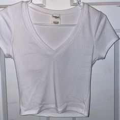 V Neck T Shirt Never Worn Spring Fitted V-neck T-shirt, Spring V-neck Fitted T-shirt, Fitted V-neck T-shirt For Spring, White Fitted Top V-neck T-shirt, White Fitted V-neck T-shirt, White Fitted V-neck Top, Clothing Pieces, White T Shirt, White Tshirt