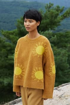 Italian furry alpaca wool blend yellow sun sweater. Oversized boxy fit with drop shoulder. Ribbed collar, cuff and waistband. Sporty Chic, Fashion Black, 2000s Fashion, Alpaca Wool, Knitting Inspiration, Sweater Weather, Look Cool