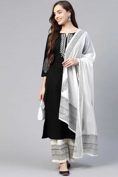 Stitch Dresses, Kurta Pyjama, Ethnic Outfits, Batik Prints, Eid Collection, Shalwar Kameez, Cotton Bottoms, Suit Set, Pyjama Set