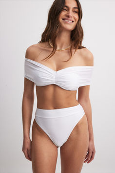 Off-Shoulder Bikini Top White Off-shoulder Fitted Swimwear, Fitted Off-shoulder White Swimwear, White Fitted Off-shoulder Swimwear, White Off-shoulder Swimwear For Beachwear, Off-shoulder Swimwear For Pool, Low Waist Jeans, Sleepwear Sets, Wedding Guest Dress Summer, Jeans Rock