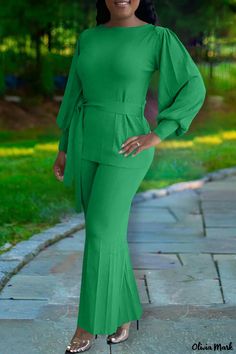 Olivia Mark - Ladies Elegant Two-Piece Long-Sleeve O-Neck Casual Outfit in Green, featuring a Solid Patchwork Design Chic Green Long Sleeve Sets, Fitted Solid Color V-neck Sets, Green Office Sets For Fall, Stretch V-neck Workwear Sets, Stretch V-neck Sets For Workwear, Fitted Green V-neck Sets, Black Two Piece, Casual Suit, Casual Sets