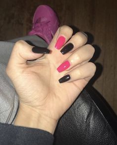 Gel Nails Black And Pink, Black And Colour Nails, Nails Inspiration Pink And Black, Egirl Nails Acrylic, Black And Dark Pink Nails, Simple Pink And Black Nails, Nails Ideas Black And Pink, Pink Black Nails Acrylic, Black And Pink Nails Simple