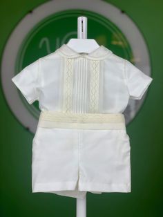 Sizing chart is in centimeters (cm) Machine wash 30*C Hypoallergenic tested 63% polyester 37% cotton Made in Spain White Short Summer Set, White Summer Set With Shorts, White Summer Sets In Short Style, Summer Cotton Cream Set, Summer Cotton Sets In Cream Color, Summer Cream Cotton Set, White Cotton Short Sets, White Cotton Short Length Sets, White Short Pants With Elastic Waistband