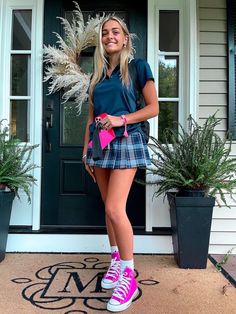 Private School Outfit Ideas, Preppy Private School, School Outfits Highschool Summer, Preppy School Uniform, Uniform Fits, Emma Gonzalez, Fashionable Work Outfits, British School Uniform, Fashion Week Outfit Ideas