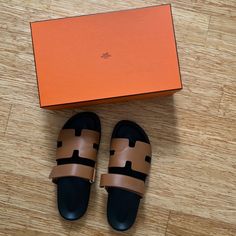 Mens Chypre Sandal Got In Paris Wore A Couple Times In Mint Shape Hermes Slippers, Hermes Sandals, Hermes Shoes, Hermes Paris, Couple Time, Mens Slippers, Mens Sandals, Womens Slippers, Flip Flop Sandals