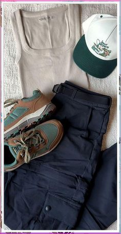 Cute Hiking Fits, Geology Outfit, Indiana Jones Aesthetic Outfit, Oregon Aesthetic Clothes, Cute Hiking Outfit Spring, Alaska Outfits Summer, Hiking Tops Women, Camping Outfit Ideas, Campfire Outfits