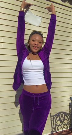 Purple Zip Up Hoodie Outfit, Juicy Couture Pants Outfit, Hoodie Outfit Y2k, Juicy Couture 2000s, Juicy Set, Zip Up Hoodie Outfit, Purple Zip Up Hoodie, Sweat Suits Outfits, Clothing Aesthetics