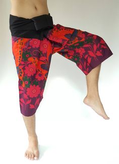 "2Tones Thai fisherman/Yoga Pants , workout pant - Free-size: Will fit men or woman - Condition: Brand new without tags. 100% Cotton - Made in Thailand Measurement Waist 56\" (71 cms) Length 42\" (107 cms) , Lower Leg 25\" (64 cms) Inseam 22\" (56 cms) These Unique Bags are handmade and dimensions may vary slightly. Washing machine or hand wash, hang to dry. ❤️ PAYMENT We accept payments via PayPal only. ❤️❤️ Delivery Time : USA only 2business days Canada: 2- 3 business days France: 2- 3 busines Cotton Bottoms With Built-in Shorts For Yoga, Yoga Capri Pants With Pockets, Summer Yoga Pants Capri Length, Summer Yoga Capri Length Pants, Casual Yoga Pants For Pilates, Red Yoga Pants For Summer, Summer Yoga Capris With Pockets, Casual Summer Bottoms For Pilates, Samurai Pants