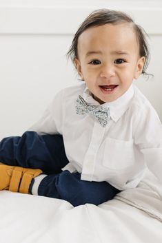 Our new pre-tied bow ties are the perfect accessory for any occasion. We offer two sizes which both have an adjustable neck strap to fit almost all ages. Each bow tie has a sturdy loop and clasp to ensure a snug and comfortable fit. Adult Sizing - The strap is adjustable to fit neck sizes from 11.5" - 20". This size should fit most teens/adults from 13 years and up. The bow is approx. 4.75" in length and 2.3" in height. Kid Sizing - The strap is adjustable to fit neck sizes from 9" - 15.5". This Pre Tied Bow Tie, Neck Strap, Bow Ties, Scorpion, Bow Tie, Comfort Fit, Baby Face