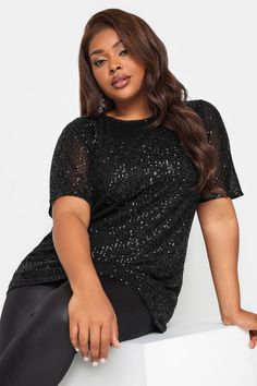 Shop YOURS LONDON Curve Black Sequin Swing Top at Yours Clothing. Discover women’s plus size clothing in sizes 10-36 with fast delivery. Plus Swimwear, Plus Size Black, Nursing Tops, Next Fashion, Stylish Plus, Plus Size Pregnancy, Fashion Furniture, Black Sequins, Plus Size Clothing