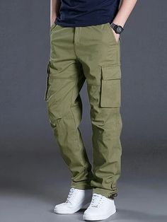 Cargo Pants Outfit Men, Celana Kargo, Casual Khaki Pants, Celana Fashion, Camouflage Cargo Pants, Pants Outfit Men, Cargo Pants Outfit, Pockets Fashion, Green Cargo Pants