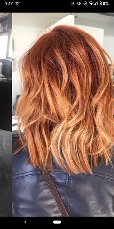 Dark Copper Roots Light Copper Ends, Dark Blonde To Copper Balayage, Copper Roots Blonde Ends, Shoulder Length Ginger Hair, Strawberry Blonde With Dark Roots, Short Red Hair With Blonde Highlights, Ginger Hair With Dark Roots, Copper Balayage Bob, Copper Bayalage