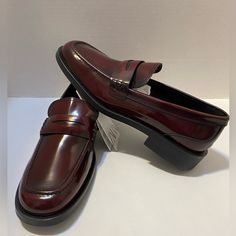 Zara Leather Burgundy Loafers Size 9. New With Tag. No Box. Burgundy Leather Casual Loafers, Burgundy Leather Loafers For Business, Red Leather Shoes For Workwear In Fall, Red Leather Shoes For Fall Workwear, Casual Burgundy Leather Loafers, Burgundy Leather Sole Loafers For Workwear, Classic Red Leather Shoes For Fall, Burgundy Slip-on Loafers For Business, Burgundy Formal Loafers With Flat Heel