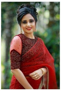 Trending Blouse Designs For Saree, Red Saree Contrast Blouse, Saree Contrast Blouse, Red Sari, Traditional Blouse Designs, Blouse Embroidery, Sari Blouse Designs