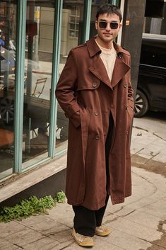 Discover the perfect blend of style and comfort with our Unisex Oversized Brown Trench Coat, designed in an 80s Vintage Style with Shoulder Pads and a Long Belted silhouette. This double-breasted trench coat is a must-have for anyone who loves timeless fashion with a modern twist. What Makes This Coat Special: 80s Iconic Design: Featuring shoulder pads, a double-breasted front, wide lapels, and a belted waist, this trench coat captures the essence of 80s fashion while offering a sleek, contempor Retro Oversized Brown Outerwear, Retro Brown Oversized Outerwear, Vintage Fall Outerwear, Retro Double-breasted Workwear Outerwear, Vintage Oversized Single Breasted Outerwear, Vintage Long Outerwear With Pockets, Retro Long Coat For Fall, Vintage Oversized Single-breasted Outerwear, Retro Solid Color Outerwear For Work