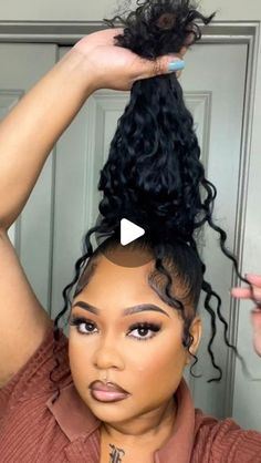 Black Hair Buns Updos, Bun Ponytail Black Hair, Curly Bun Hairstyles For Black Hair, Black Hair Bun Styles, Short Curly Hair Updo, Black Hair Bun, Cute Bun Hairstyles, Cute Messy Buns, Messy Curly Bun