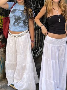 Vietnam Fits, Bestie Fits, Fashion Design Projects, Italy Clothes, Travelling Outfit, Extraordinary Fashion, Summer Clothes For Women, White Skirt Outfits, Boho Maxi Skirt