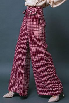 Tweed Wide Leg Pearl Button Plaid Pants Brand: Flying Tomato Style: IP8039 Fabric: 100% Polyester Details: A tweed pant featuring high waist, front button zipper closure, two front faux pockets and wide leg Chic Plaid Wide Leg Pants, Chic High-waisted Plaid Pants, Plaid Tweed Bottoms For Fall, Plaid High Waist Wide Leg Pants, Elegant Plaid Wide-leg Pants, Chic Wide Leg Bottoms With Houndstooth Pattern, Chic Plaid Houndstooth Pants, Wide-leg Plaid Pants With Houndstooth Pattern, Fall Houndstooth Wide Leg Pants