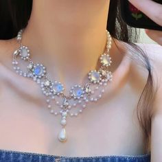 Length: 41-50cm Pearl Chain Alloy Necklace For Wedding, Wedding Pearl Chain Necklace In Alloy, Elegant Alloy Crystal Necklaces, Party Pearl Necklace With Alloy Chain, Layered Choker Necklace For Party, Party Pearl Drop Alloy Jewelry, Elegant Pearl Chain Layered Choker Necklace, Party Jewelry With Pearl Pendant And Crystal, Pearl White Clavicle Chain Choker Necklace