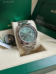 Rolex Datejust 41 Listing: $14,695 Rolex Datejust 41 NEW 2023 Green Index Stick Dial Fluted Bezel..., Reference number 126334; Steel; Automatic; Condition New; Year 2023; Watch with original box an Rolex Green, Eye Makeup Images, Bracelet Styles, Makeup Images, Rolex Women, Dark Green Aesthetic, Styles Ideas, Affordable Watches, New Year 2023