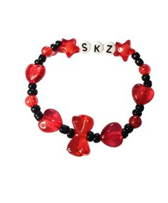 Handmade beaded bracelet. #strayKids #skz #skzstay #kpop #kpopbracelet #beadedbracelet #beadsbracelet #beads #jewelry #atiny #etsy #itzy #blackpink #nct #Seventeen #twice #txt #enhypen #exo #mamamoo #newjeans #nmixx #ive #ateez Casual Valentine's Day Party Jewelry, Casual Jewelry For Valentine's Day Party, Casual Letter Beads Jewelry For Party, Casual Party Jewelry With Letter Beads, Casual Black Friendship Bracelets For Valentine's Day, Casual Black Bracelets For Valentine's Day, Casual Black Beaded Bracelets For Valentine's Day, Trendy Bracelets For Valentine's Day Party, Trendy Personalized Red Friendship Bracelets