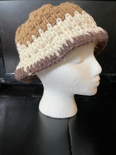 Crocheted summer hat Cream Short Brim Hat For Outdoor, Casual Wide Brim Mini Hats For Winter, White Casual Fedora For Outdoor, Casual White Fedora For Outdoor, Brown Crochet Hat For Spring Outdoor, Brown Crochet Hat With Curved Brim For Outdoor, Brown Curved Brim Crochet Hat For Outdoor, Lightweight Cream Hat For Outdoor, Beige Wide Brim Crochet Hat For Outdoor