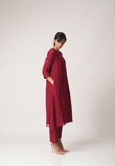 Kurtas & Sets Dabka Embroidery, Simple Kurtis, Cushions Bed, Dusty Brown, Red Kurta, V Dress, Tier Dress, Chanderi Suits, Cowl Dress