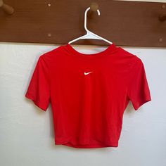 Never Worn, Womens Nike Crop Top Tee. Soft Fabric Fitted Nike T-shirt For Summer, Nike Red T-shirt For Summer, Red Crew Neck Top For Spring, Trendy Fitted Nike Tops, Sporty University Red Tops For Spring, University Red Sporty Top For Spring, Nike Casual Top In University Red, Trendy Nike Short Sleeve Tops, Trendy Red Crew Neck Top