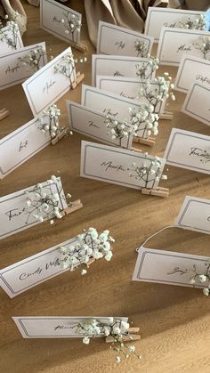 wedding place cards with flowers on them