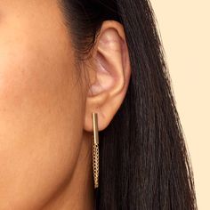 #All Our Carmine Curb Bar Drop Earrings are perfect for a basic tee, little black dress and everything in between.. Flat shiny links hang from a solid gold bar for a look that captures light at with your every move. The Finer Points: Metal: 14k Yellow Gold Dimensions: 45mm Long, 3mm Thick Chain Weight: 1.6 Grams Construction: Post and Butterfly Closure Origin: Crafted in Vicenza, Italy Minimalist Pierced Jewelry For Evening, Minimalist Yellow Gold Linear Earrings For Party, Minimalist Linear Drop Earrings With Box Chain, Minimalist Box Chain Drop Linear Earrings, Classic Box Chain Earrings For Everyday, Minimalist 14k Gold Evening Earrings, Classic Everyday Box Chain Earrings, 14k Gold Box Chain Earrings, Minimalist Tarnish-resistant Linear Earrings For Formal Occasions