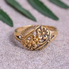 Leafy Flower Ring, Boho Ring, Twin Flower Ring, Vintage Jewelry, Women Ring, Mother Day Jewelry, Engagement Ring, gift for her. ♥ DETAILS ♥ *Materials: Brass *Size: All sizes are available. ♥ DELIVERY ♥ *IMPORTANT: Before placing an order, please double-check your delivery address is correct and complete to avoid delays and lost packages. *You can return your purchased item within 15 days after successful delivery. *We offer a 100% "Money Back Guarantee" if you are not satisfied with your purcha Twin Flower, Ring Boho, Women Ring, Boho Ring, Birth Flower, All That Glitters, Jewelry Women, Birth Flowers, Flower Ring