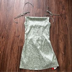 This Is A New With Tags (Photos Pulled From Site) Doesn’t Fit Me And Never Wore It! Size Is A Small Green Floral Fairy Like Mini Dress. Crowl Neck Style Dress. Crowl Neck, Cider Dresses, Floral Fairy, Dresses Green, Tag Photo, Floral Mini Dress, Style Dress, Cider, Green Dress