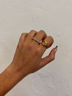 This chunky gold ring is a beautiful piece! Elegant and unique gold knot that is sure to make a statement. - gold filled- Style: Minimalist Gold Rings With A Modern Twist For Promise, 14k Gold-filled Open Midi Rings, Chic Gold Open Midi Rings, Gold Open Ring With A Modern Twist, Modern Twist Gold Open Ring Jewelry, Chic Gold Midi Rings For Gift, Modern Twist Open Gold Ring, Chic Gold-plated Gold Rings, Gold Stackable Rings With A Modern Twist For Promise