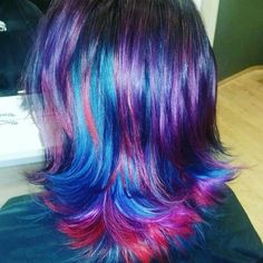 Express Yourself | Unique Hair Color Ideas for Brunettes - summer hair color 2024 Twilight Sparkle Hair, Pink Purple Blue Hair, Red And Blue Hair, Unique Hair Color Ideas, Hair Color 2024, Purple Blue Hair, Purple And Blue Hair, Unique Hair Color, Blue And Purple Hair