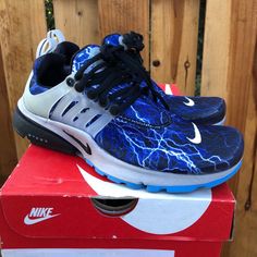 Lighting (2000 Original Release Date) These Are The Re-Released From 2015 Size Xxxs Which Is Equivalent To A Women’s 7-7.5 Nike Presto, Shoes Nike, Release Date, Black Blue, Nike Shoes, Nike Women, Blue Black, Athletic Shoes, Size 7