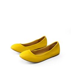 These flats feature a classic round-toe design with a soft lining, as well as a flexible, rubber outsole for easy movement.Complete your look with the stylish flat shoes, with acomfortable, cushioned footbed Balancing style and comfort, this stunning pair of flats is ideal for parties and other special occasion.From classic ballet flats in strong vivid fun colors, our collection of flats can complement your outfits easily. Most importantly, they are very comfortable for your feet. YELLOW Size 6 Stylish Flat Shoes, Flats Shoes, Ballet Flat Shoes, Toe Designs, Flat Shoes, Ballet Flats, Shoes Flats, Special Occasion, Ballet