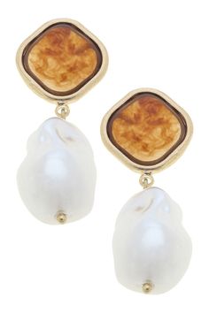 Introducing the Marci Marbled Resin Pearl Drop Earrings - crafted in amber and satin gold. Add a touch of elegance to any ensemble with these statement earrings. The unique marbled resin adds a modern twist to the classic pearl drop design. Perfect for any occasion, these earrings are a must-have addition to your collection. Luxury Polished Finish Pearl Earrings For Gifts, Luxury Pearl Earrings With Polished Finish For Gift, Luxury Timeless Oval Pearl Earrings, Luxury Statement Mother Of Pearl Earrings, Fake Mabe Pearl Earrings, Marbled Resin, Resin Pearl, Drop Design, Earring Crafts