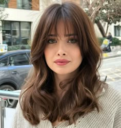 20 Haircuts For Square Faces That Highlight Your Best Features Bombshell Bangs, Bangs 2024, Mens Wavy Haircuts, Haircut For Square Face, Square Face Hairstyles, Oval Face Haircuts, Face Framing Bangs, Aesthetic Nails