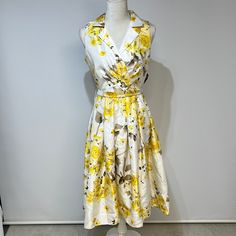 Jh Gown Sleeveless Yellow Floral Retro Collared Midi Length Side Zipper Matching Sash Belt Pleated Fit And Flare Women’s Size 6 - See Pictures For Measurements New With Tags Elegant Yellow A-line Sleeveless Dress, Elegant Yellow Sundress For Garden Party, Yellow A-line Sleeveless Dress, Fitted Yellow Sleeveless Dress, Elegant Yellow Sleeveless Summer Dress, Yellow Fitted A-line Sundress, Fitted Yellow A-line Sundress, Fitted Yellow Floral Print Sleeveless Dress, Yellow Fitted Floral Print Sleeveless Dress