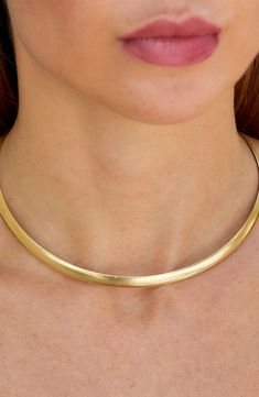 Omega Necklace Gold, Omega Necklace, Gold Jewellery, Gold Chains, Beautiful Jewelry, Silver Gold, Gold Jewelry, Silver Necklace, 18k Gold