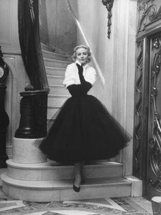 size: 24x18in Photographic Print: Short Wrap, Worn with Short Ball Gowns, Showing Off the Wearer's Waist by Nina Leen : Subjects Short Ball Gowns, Tea Skirt, 1950s Couture, Nina Leen, White Bolero, Black Couture, 50's Fashion, Roll Dress, Short Gowns